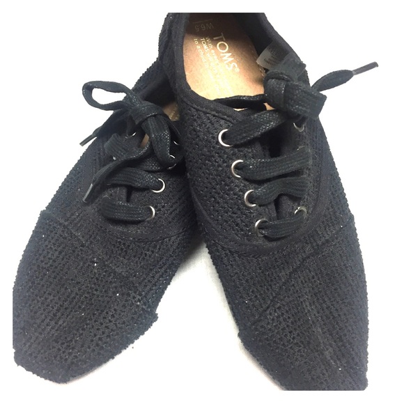 Toms Shoes - Black Toms with Laces